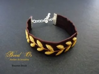 Bracelet brodé "Les feuilles"coloris chocolat