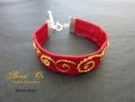 Bracelet brodé "Les spirales" coloris rouge