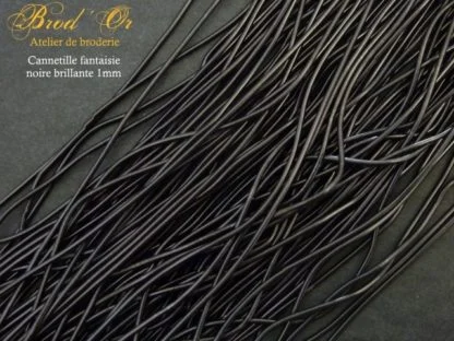 Cannetille fantaisie noire brillante 1mm