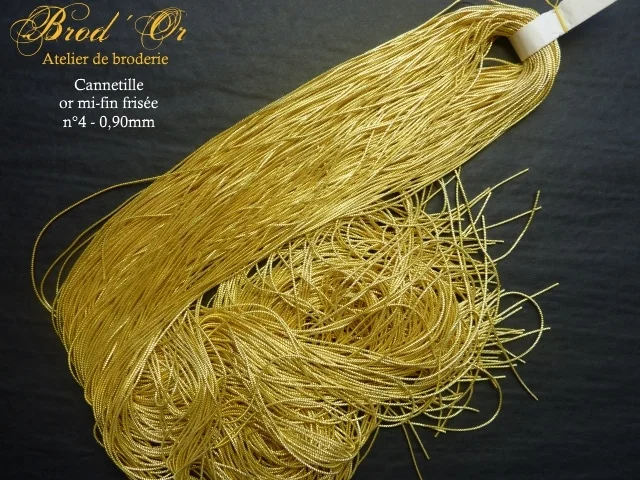 Cannetille or mi-fin frisée brillante n°4 - 0,90mm